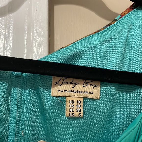 Extremely Well-Made Rockabilly Dress Floral - Picture 14 of 15